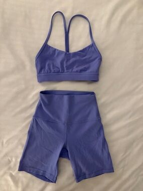 Lavender Lulu Lemon Workout Set - Sports Bra + High-Waist Bike Shorts